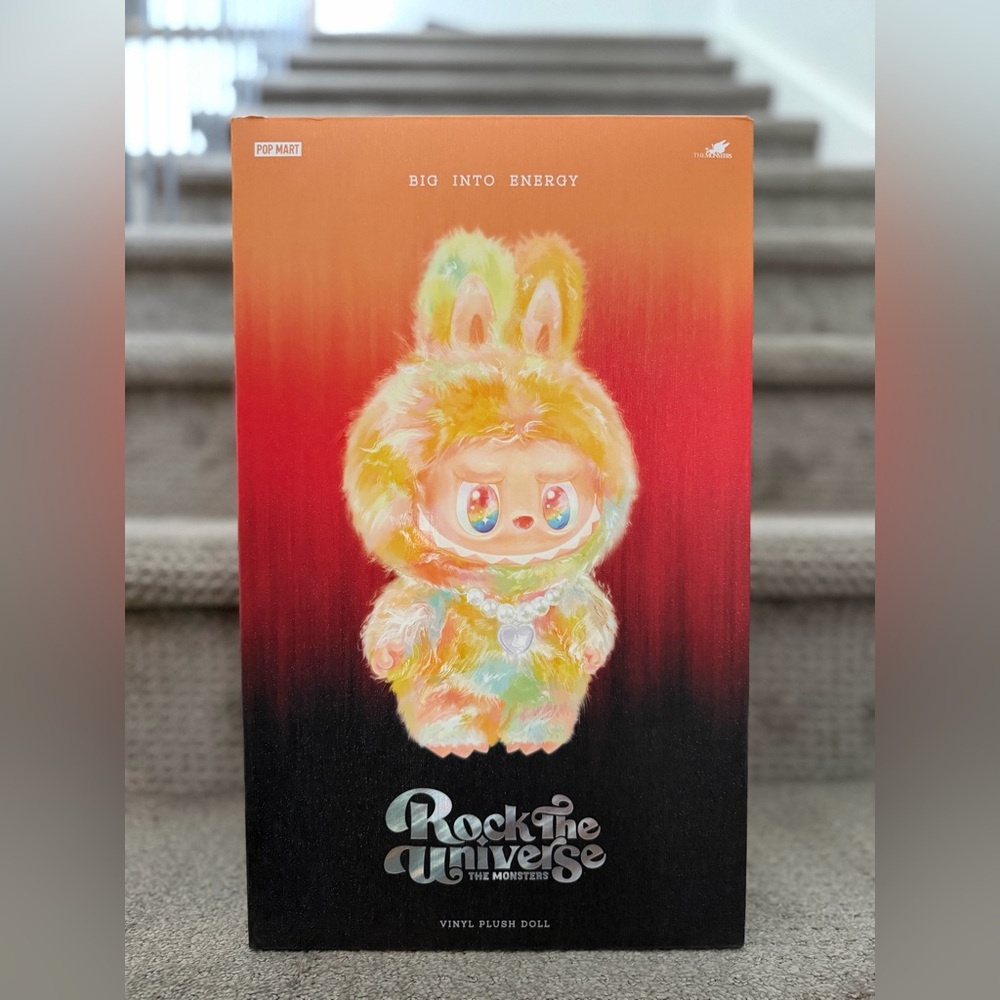 🛑𝐒𝐎𝐋𝐃🛑

Pop Mart Rock the Universe